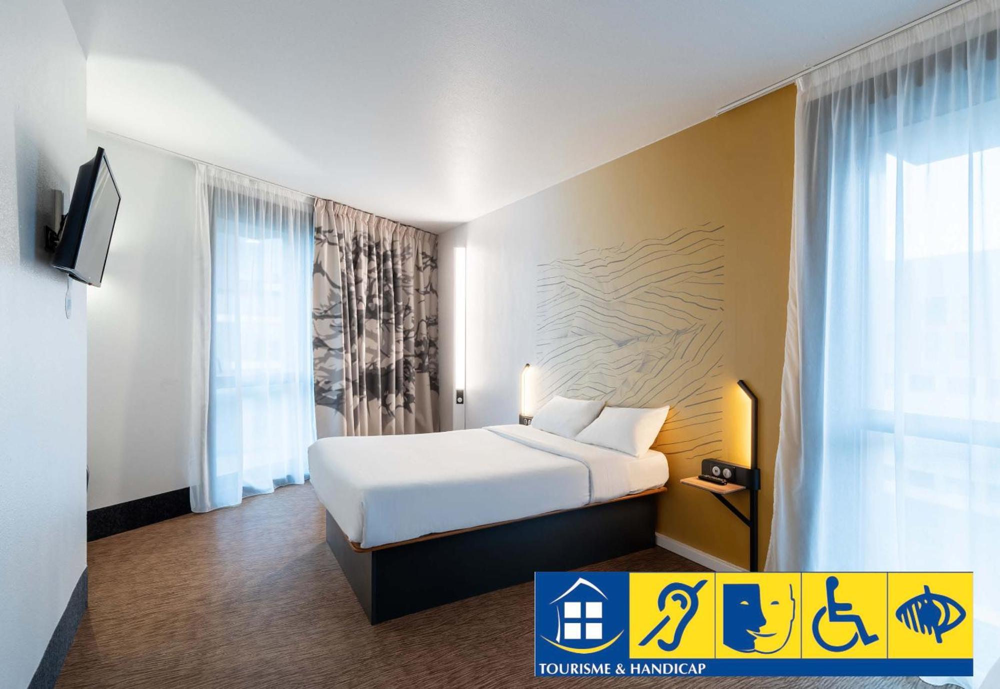 B&B HOTEL Lille Grand Stade Villeneuve-d’Ascq Exterior foto