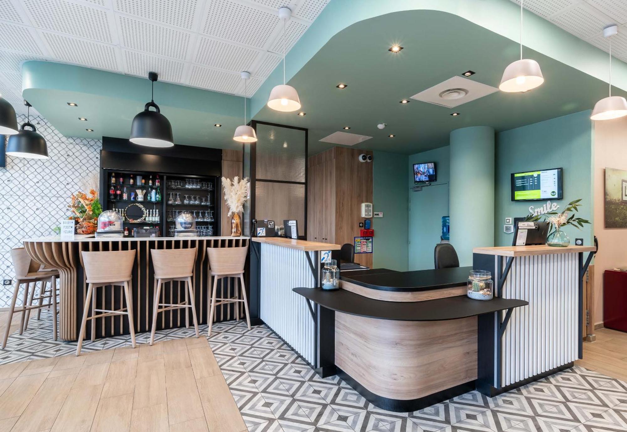 B&B HOTEL Lille Grand Stade Villeneuve-d’Ascq Exterior foto
