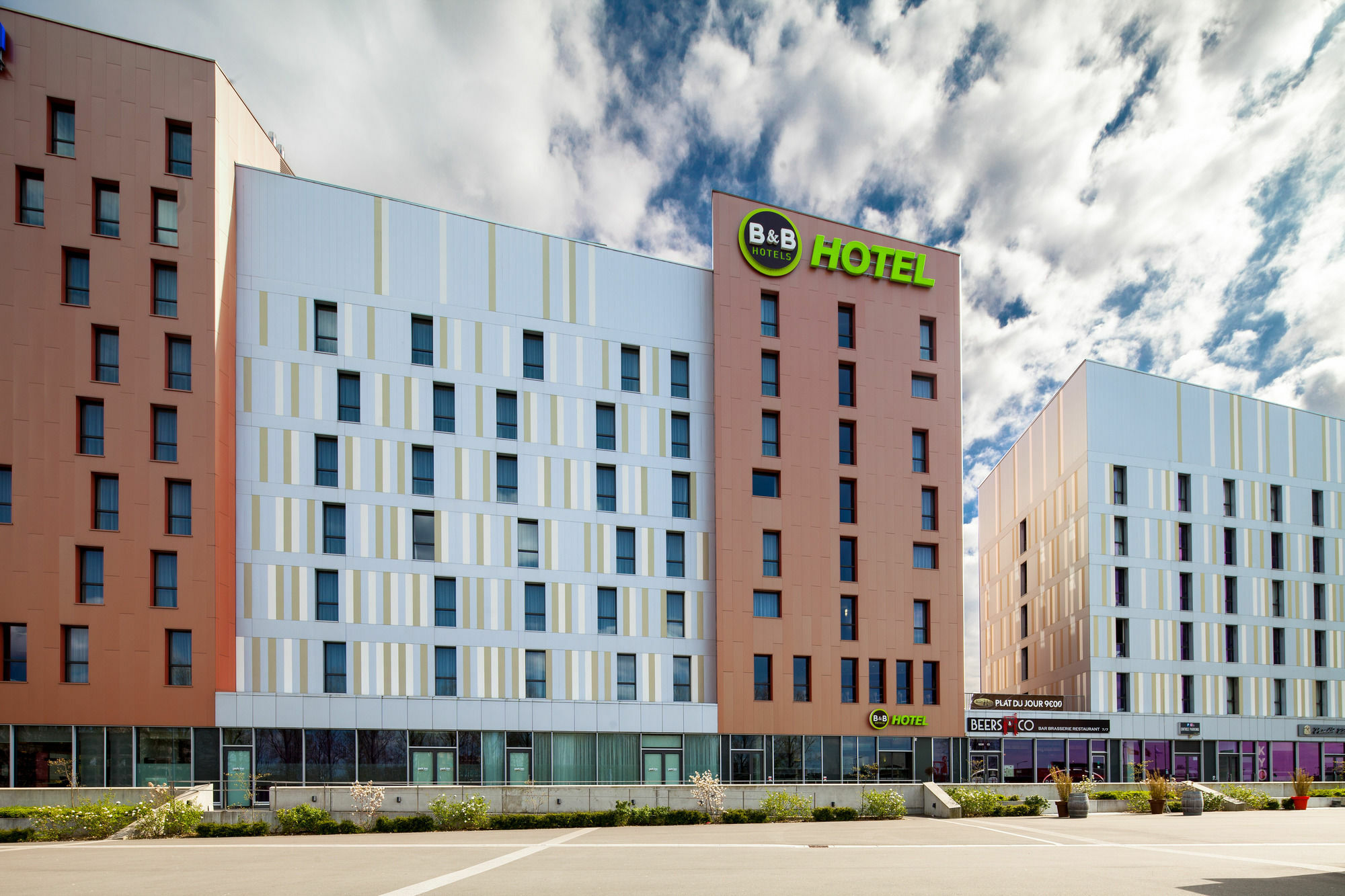 B&B HOTEL Lille Grand Stade Villeneuve-d’Ascq Exterior foto